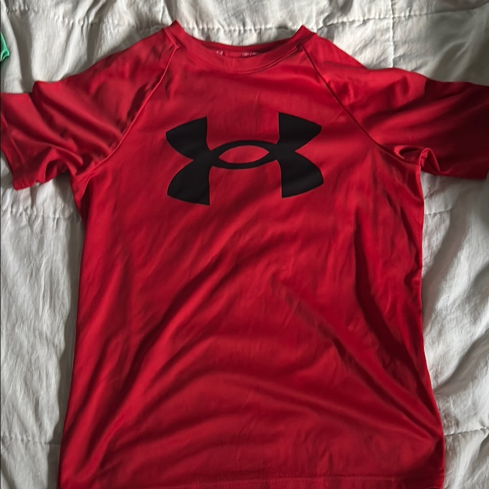 Under Armour Scarlet Performance Tee